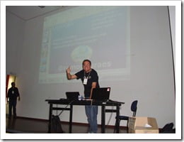 Ramon Durães palestrando no DevBrasil OpenDay 2011 (São Paulo, UniAnhanguera)
