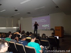 Ramon Durães palestrando em São José do Rio Preto sobre Visual Studio Team Foundation Server usando Scrum